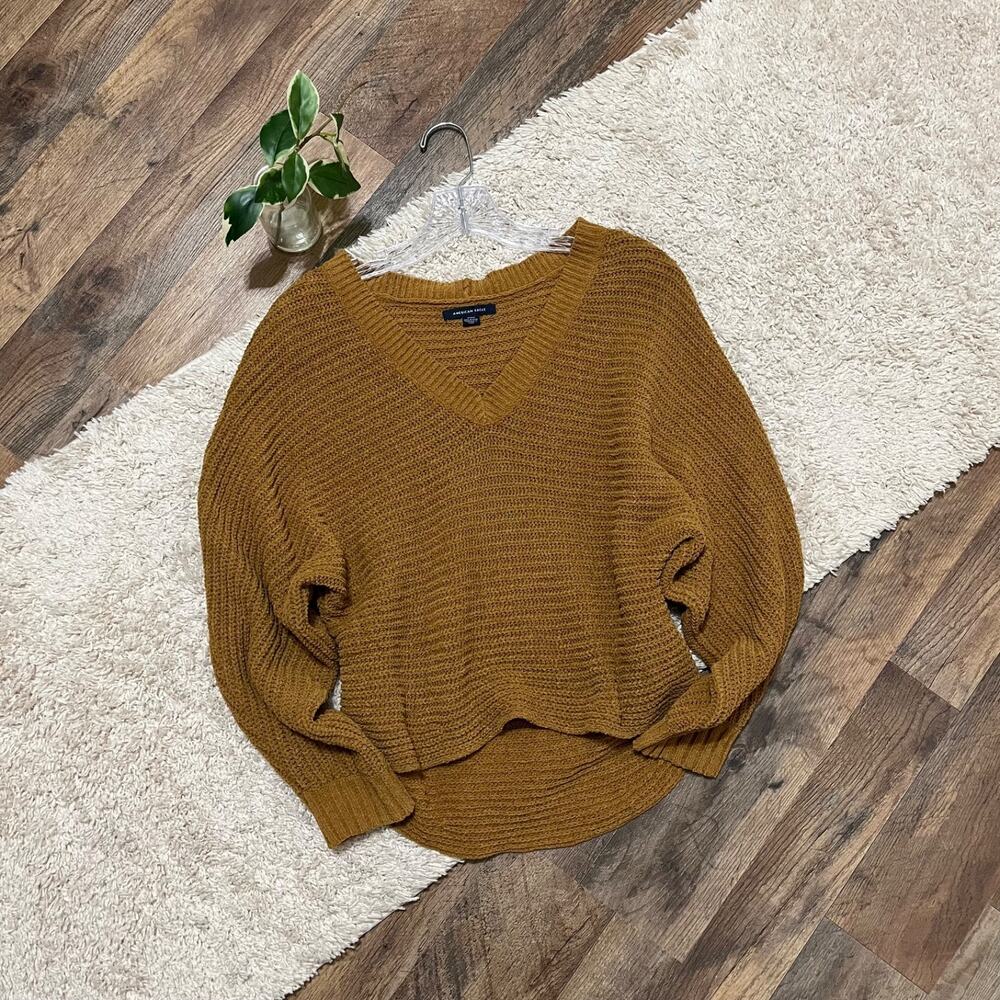 American Eagle Size Medium Chenille V-Neck High-Low Hem Cropped Sweater